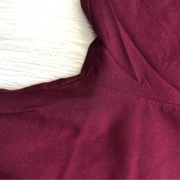 Uniqlo 1/2 Long Sleeve Blouse in Maroon Women’s Size S - Picture 11 of 12